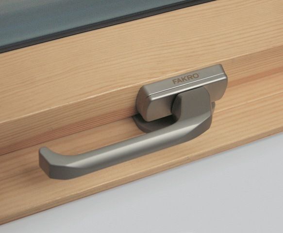 мансардное окно fakro fpp-v u3 preselect lux комбинированное открывание, 55х98 см